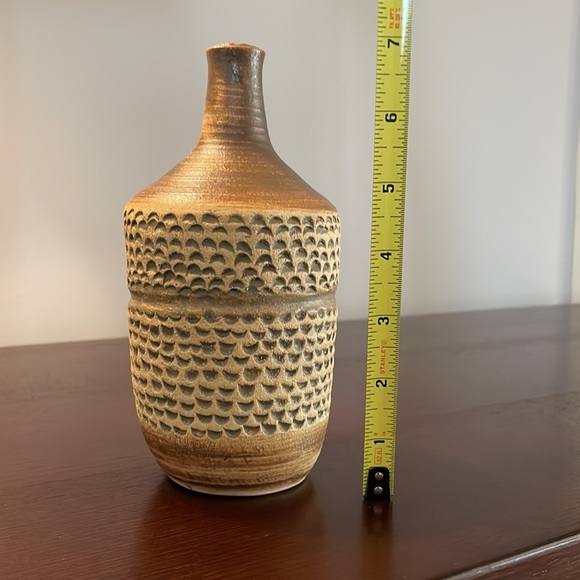 Handmade Ceramic Vase - Picture 2 of 4